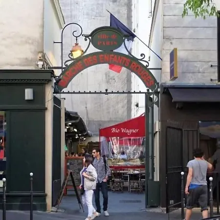Sublime Flat - Heart Of - Le Marais * Paříž